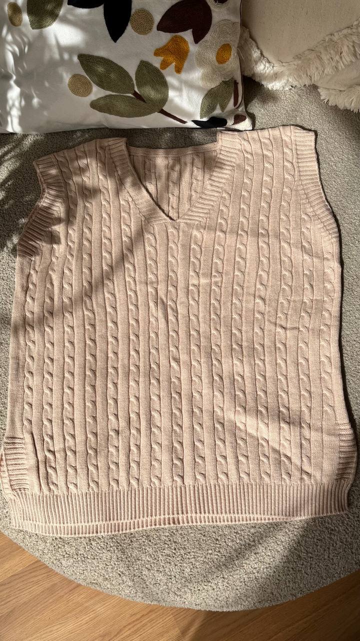 Beige 1